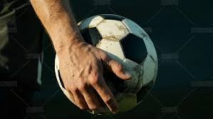 邵佳一升帐点兵26人，效仿扬科维奇战术？靠老将压阵，先抓防守