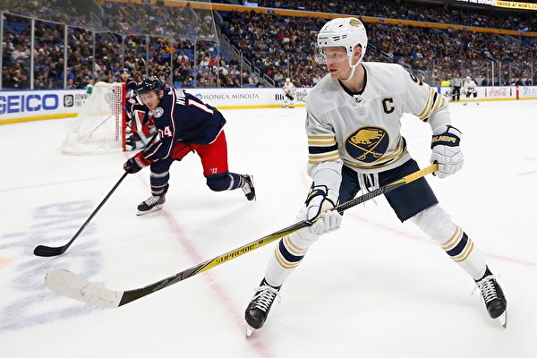 三分像打开外挂一样